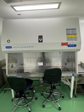 Baker SterilGARD SG604 6-Foot Class II Biosafety Cabinet with HEPA Filtration and UV Light-cover
