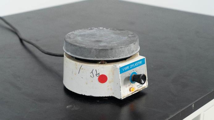 VWR DYLASTIR Magnetic Stirrer-cover
