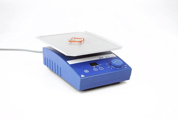 IKA MTS 2/4 Digital Microtiter Plate Shaker Mixer-cover
