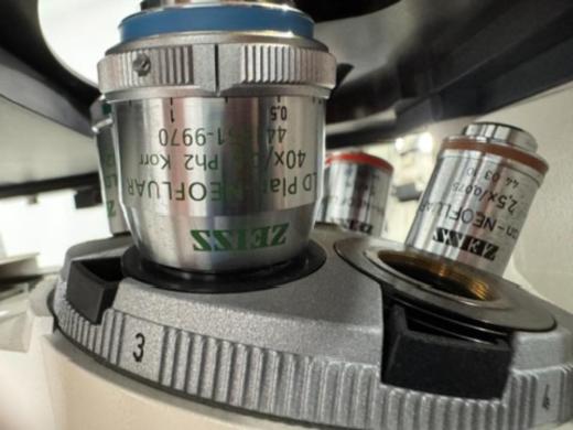 Zeiss Axiovert 200 Inverted Microscope with Binocular Eyepiece and External Illumination Control-cover