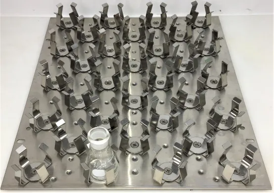 Lab-Line 3540-2 Shaker Platform with 32 x 25mL Flask Clamps, 13" x 11"