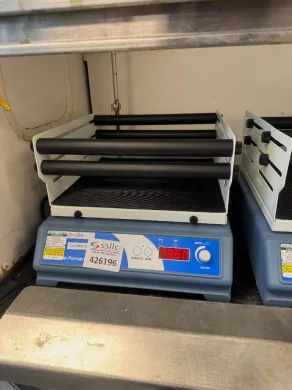 Cole-Parmer Rotator with Digital Speed Control and Multi-Bar Sample Platform