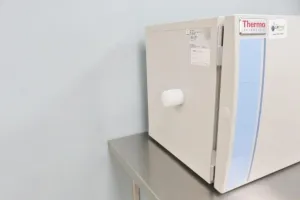 Thermo Scientific CryoMed Controlled Rate Freezer for Precise Cryogenic Sample Preservation, 2 of 13