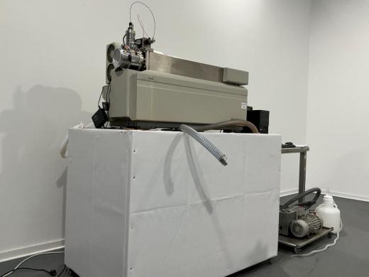 AB Sciex API 4000 LC/MS/MS Mass Spectrometer-cover