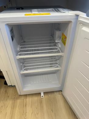 VWR Undercounter Freezer-cover
