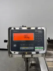 Pall 200L Stainless Steel Jacketed Single-Use Mixing Unit with Integrated Digital Scale, 3 of 4