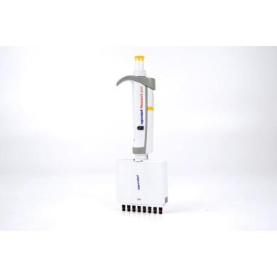 Eppendorf Research Plus 300 8 Kanal Channel Pipet Pipette 30-300µL-cover