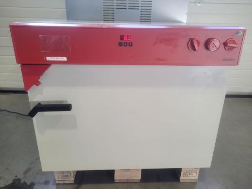 BINDER BD-115 incubator / oven with natural convection 100°C-cover