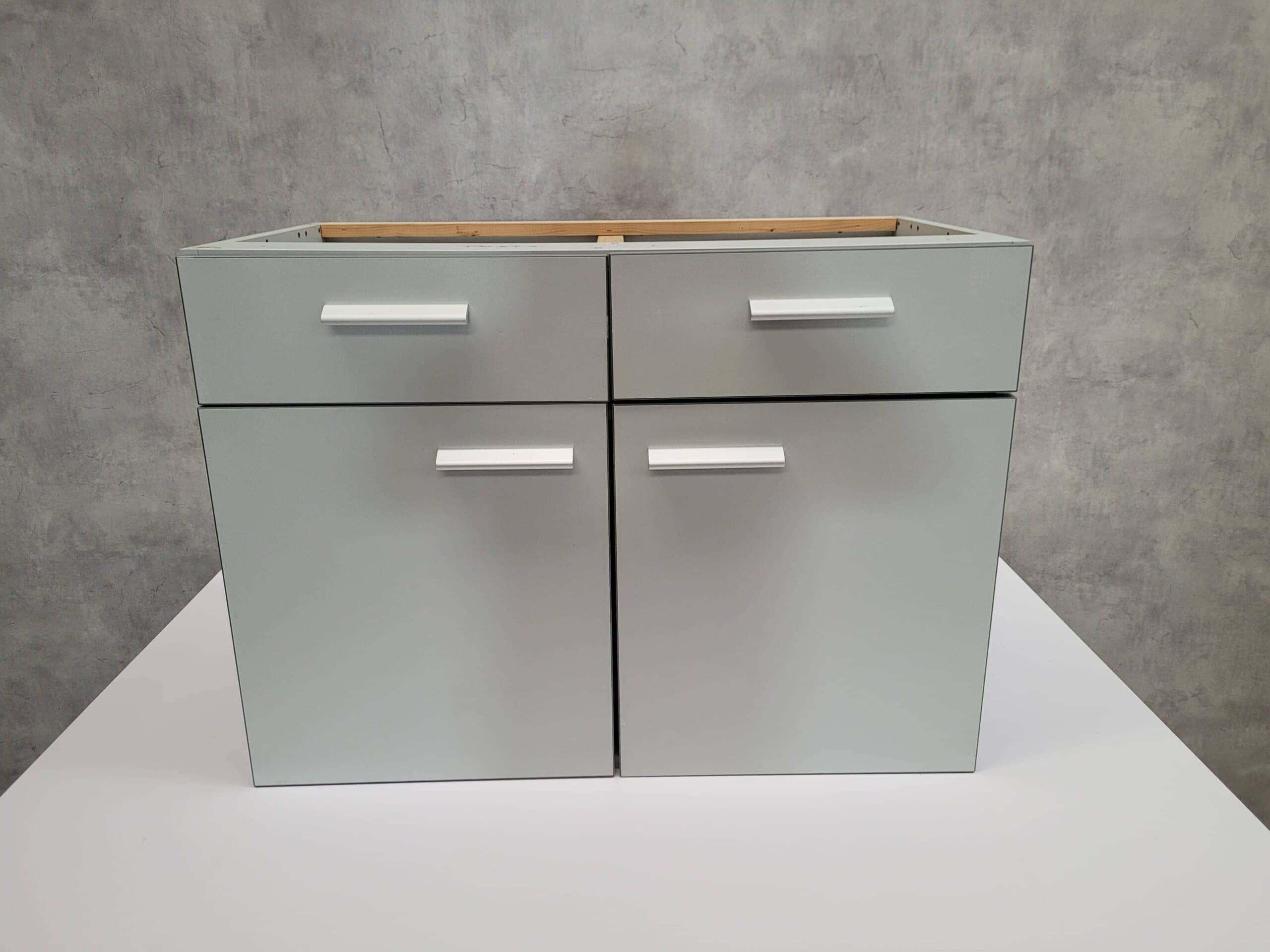 Potteau Plinth Cabinet L. Gray 900