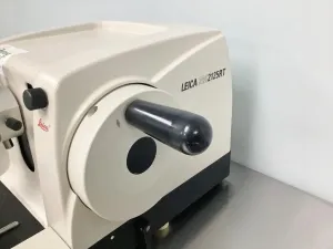 Leica RM2125RT Manual Rotary Microtome for Precise Tissue Sectioning, 8 of 10