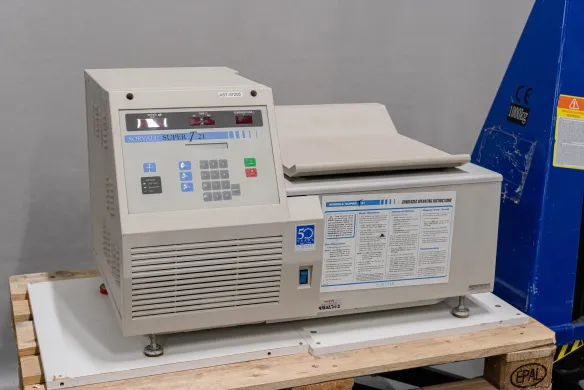 Sorvall Super T21 Benchtop Centrifuge for Laboratory Applications