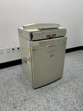Thermo Forma 3130 Series II Water Jacketed CO2 Incubator-cover