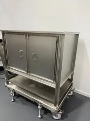 Mettler Toledo IND570 Industrial Weighing System with 500L Stainless Steel Container, 2 of 4