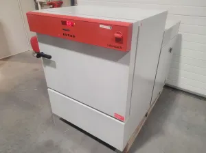 BINDER KB-115 Refrigerated Incubator/Drying Oven, 2 of 8
