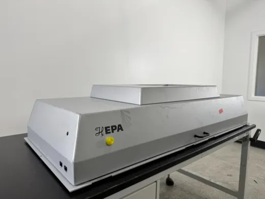 Hamilton HEPA 5' Filter Hood for Clean-Air Laboratory Work