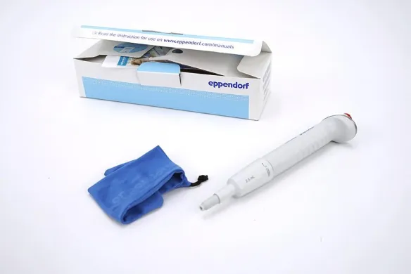 Eppendorf Reference 2 Single-Channel Fixed-Volume Pipette 2.5 mL