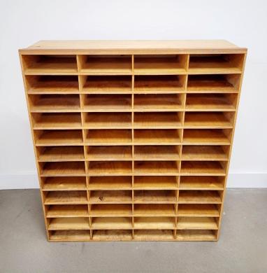 Pigeonhole Cabinet for Laboratory Use-cover