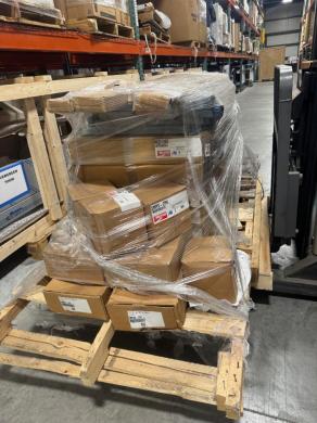 Unused Metro Metromax Shelving Parts-cover