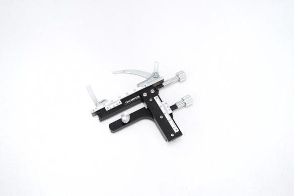 Olympus XY Mechanical Microscope Stage for Stereo Microscopes-cover