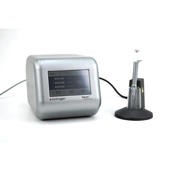 Invitrogen Neon M5000 Electroporation Transfection System with Pipette