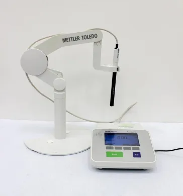 Mettler-Toledo Seven Compact S230 Benchtop pH Meter
