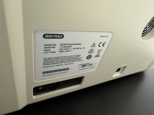 Bio-Rad QX200 Droplet Reader Digital PCR Instrument for Molecular Diagnostics-cover