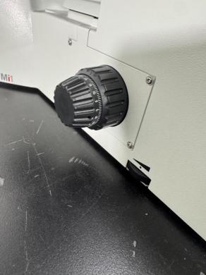 Leica DMi1 Inverted Microscope with LED Illumination and Manual Focus-cover
