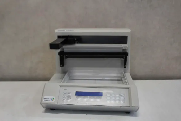 Gilson FC 203B Fraction Collector