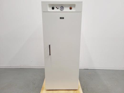 LEEC Laboratory Incubator Type P3 Lab-cover