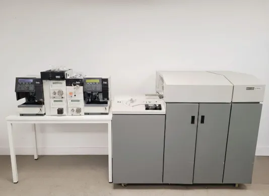 MDS SCIEX Applied Biosystems API QStar Pulsar LC/MS/MS System for Tandem Mass Spectrometry