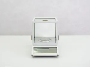 Mettler AJ100 Analytical Balance for High-Precision Weighing, 2 of 6