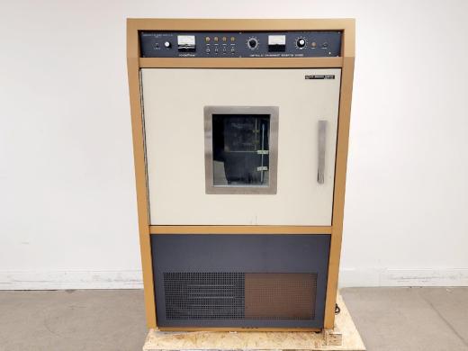 New Brunswick Scientific G-26 Shaking Incubator for Controlled Cell Culture and Bioprocessing-cover