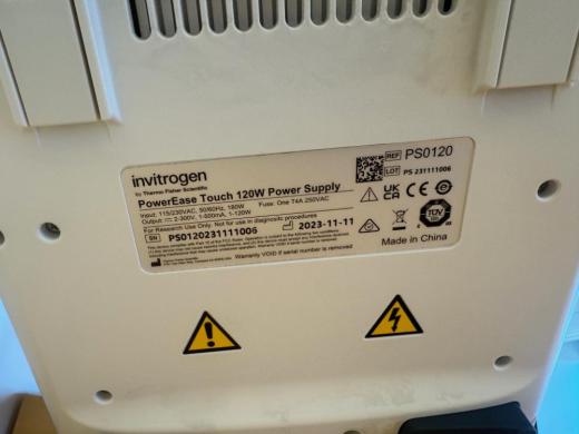 Invitrogen PowerEase Touch 120W Electrophoresis Power Supply-cover