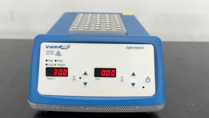 VWR Digital Heatblock Model 75838-282 Laboratory Heating Device-cover