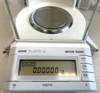 Mettler Toledo AG245 Dual-Range Analytical Balance with 41g x 0.1mg / 210g x 1mg Capacity-cover