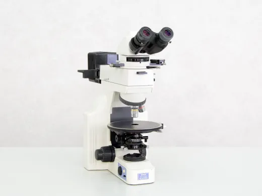 Nikon Eclipse E400 Compound Light Microscope for Biological and Medical Imaging