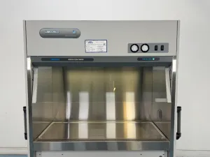 Labconco PuriCare Series Vertical Laminar Flow Station for Contamination Control, 3 of 4