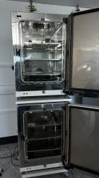 Thermo Scientific Heracell Vios 160i Dual Stacker CO2 Incubator for Cell Culture, 2 of 4