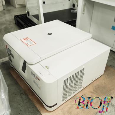 Beckman Avanti J-15R Benchtop Centrifuge with JS-4.750 Swing-Out Rotor B99514-cover