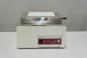 GFL 1008 Water Bath, 2 of 5