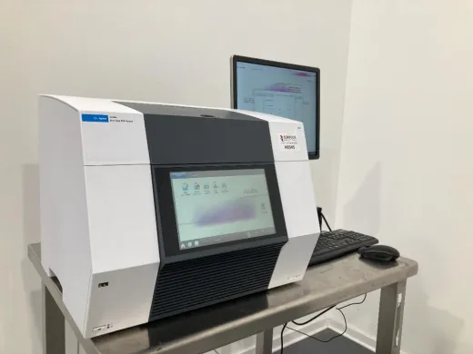 Agilent AriaDX Real-Time PCR Thermocycler with Touchscreen Interface