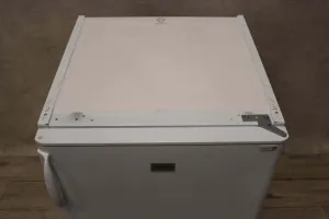 Zanussi ZRG716CW Laboratory Refrigerator, 3 of 4