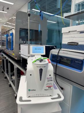 Cytiva Sepax C-Pro Automated Cell Processing Instrument for Cell Separation and Washing-cover