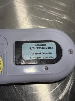 VWR Traceable Calibration Device with Digital Display