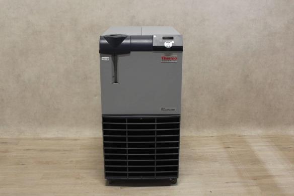 Thermo Fisher ThermoFlex 5000 Recirculating Chiller-cover