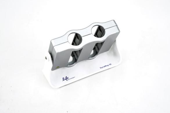 Thermo Scientific Invitrogen DynaMag 50 Magnetic Separator REF 12302D-cover