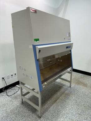 Thermo 1300 Series A2 5' Class II Biosafety Cabinet for Containment and Sterile Workflows-cover