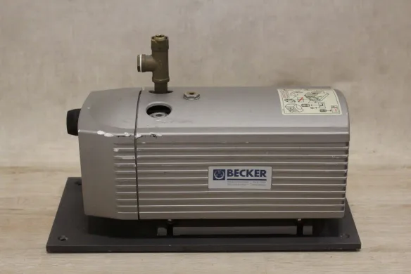 Becker VT 4.16 Vacuum Pump