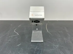 Sartorius Cubis MCA10.65-2500-M Microbalance with Touchscreen and Draft Shield, 3 of 4