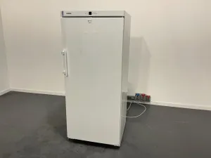 Liebherr 5216 index 21B/001 Laboratory Low-Temperature Freezer, 2 of 4